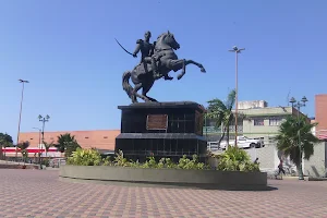 Plaza Bolívar image
