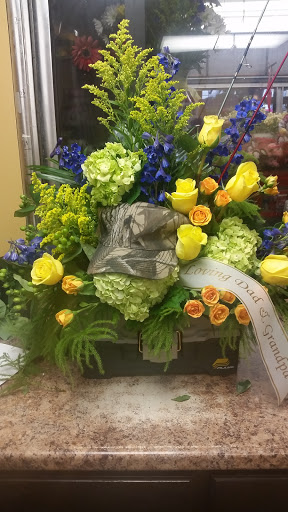 Florist «Flower Basket», reviews and photos, 302 N Lake St, Aurora, IL 60506, USA