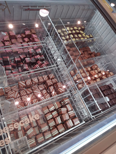 Shopping Mall «The Streets at SouthGlenn», reviews and photos, 6991 S Vine St, Centennial, CO 80122, USA