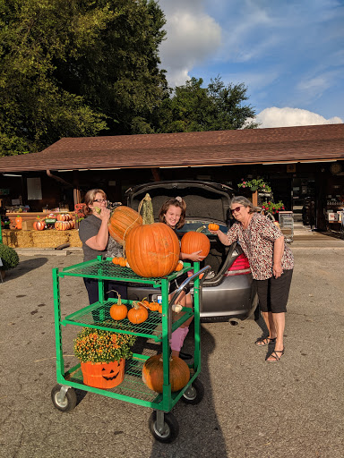 Produce Market «Top Banana Farm Market», reviews and photos, 932 S Berkley Rd, Kokomo, IN 46901, USA