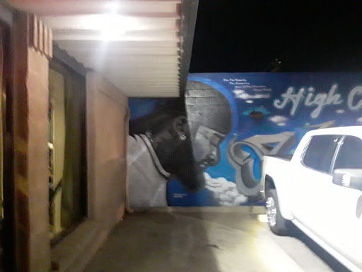 Tobacco Shop «AK SMOKE SHOP», reviews and photos, 5135 W Shaw Ave, Fresno, CA 93722, USA