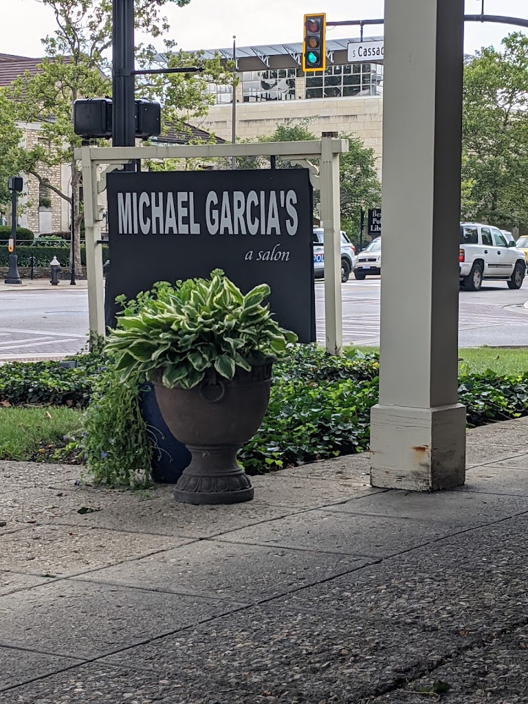 Michael Garcia's Salon 43209