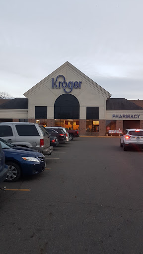 Grocery Store «Kroger», reviews and photos, 175 Lancaster Pike, Circleville, OH 43113, USA