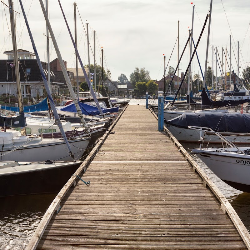 Jachthaven en Camping de Domp