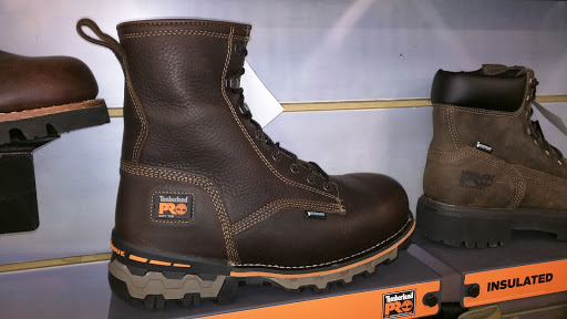 Shoe Store «The Barn Family Shoe Store», reviews and photos, 25 Kempton Pl, West Newton, MA 02465, USA