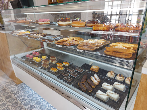 Heladería Pastelería De los Ángeles en Aguadulce, Almería