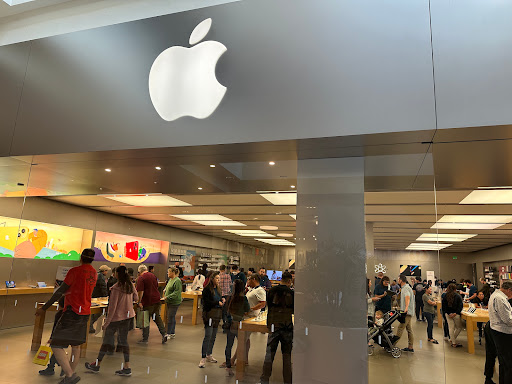 Apple South Coast Plaza image