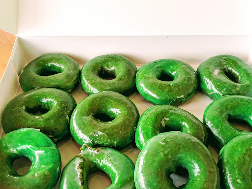 Donut Shop «Krispy Kreme Doughnuts», reviews and photos, 1444 N Battlefield Blvd, Chesapeake, VA 23320, USA