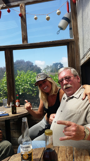 Gourmet Grocery Store «Pelican Plaza Grocery & Deli», reviews and photos, 1400 CA-1, Bodega Bay, CA 94923, USA