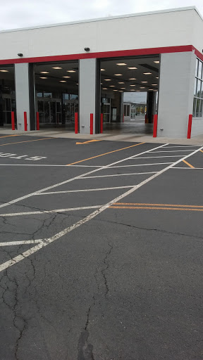 Auto Body Shop «Dorschel Collision Center», reviews and photos, 3399 W Henrietta Rd, Rochester, NY 14623, USA