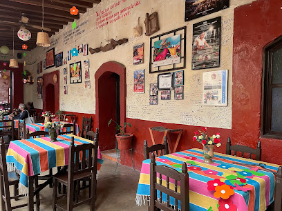 Restaurant Alameda - Porfirio Díaz 42, El Calvario, 69600 Asunción Nochixtlán, Oax., Mexico