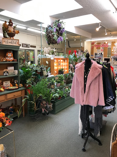 Florist «Crystals Flowers & Gifts», reviews and photos, 17314 Pacific Ave S, Spanaway, WA 98387, USA