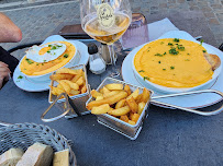 Plats et boissons du Restaurant de spécialités à base de poisson-pêcheur La Passe Pierre à Arras - n°9