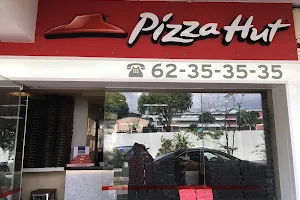Pizza Hut Delivery - Eng Kong Terrace image