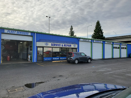 Auto Repair Shop «15th Street Automotive», reviews and photos, 116 10th St SE, Puyallup, WA 98372, USA
