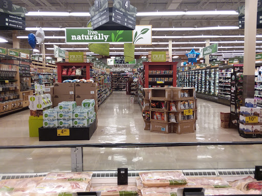 Grocery Store «Kroger», reviews and photos, 21555 21 Mile Rd, Macomb, MI 48044, USA