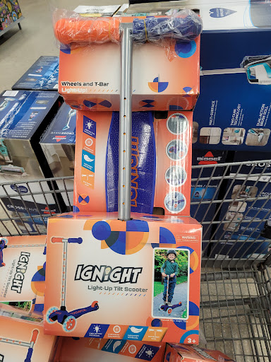 Department Store «Walmart Supercenter», reviews and photos, 2151 W Oaklawn Rd, Pleasanton, TX 78064, USA