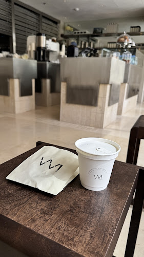 W! - Mid Town - مقهى