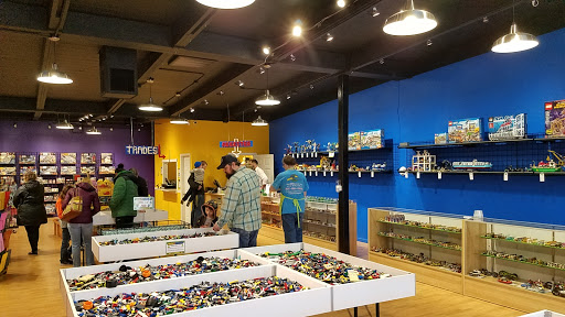 Bricks & Minifigs Eugene - LEGO® Resale Store