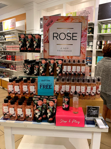 Beauty Supply Store «Bath & Body Works», reviews and photos, 2024 S University Dr, Davie, FL 33324, USA