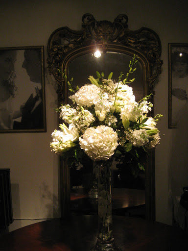 Florist «Westgate Flower & Plant Shop», reviews and photos, 841 S Oak Park Ave, Oak Park, IL 60304, USA