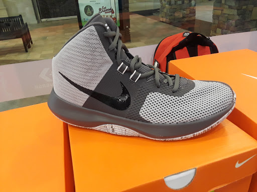 Department Store «Belk», reviews and photos, 150 Pearl Nix Pkwy, Gainesville, GA 30501, USA