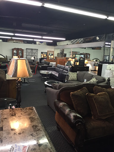 Furniture Wholesaler «Versailles Furniture Corp.», reviews and photos, 3128 Queens Blvd, Long Island City, NY 11101, USA