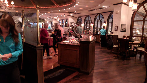 Sporting Goods Store «Bass Pro Shops», reviews and photos, 1935 S Campbell Ave, Springfield, MO 65807, USA