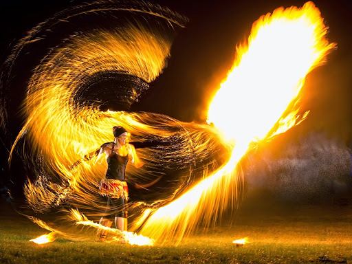 Kat Collett Scintillating Circus Entertainment