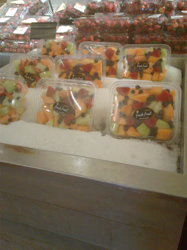 Grocery Store «Stop & Shop», reviews and photos, 930 N Colony Rd, Wallingford, CT 06492, USA