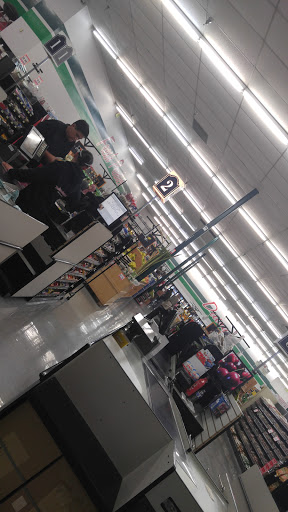 Grocery Store «Valley Marketplace Simi Valley», reviews and photos, 1117 E Los Angeles Ave, Simi Valley, CA 93065, USA
