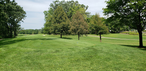 Golf Driving Range «Oak Grove Golf Course», reviews and photos, 16914 Oak Grove Rd, Harvard, IL 60033, USA