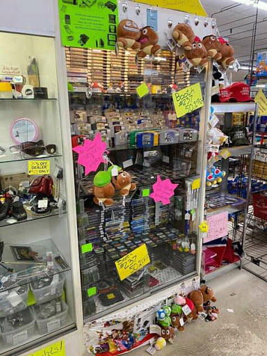 Antique Store «Collectamania», reviews and photos, 3200 Delaware Ave, Des Moines, IA 50313, USA