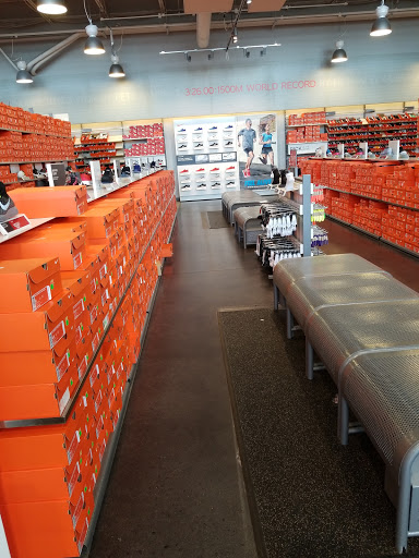 Sporting Goods Store «Nike Factory Store», reviews and photos, 30 N Arkansas Ave, Atlantic City, NJ 08401, USA