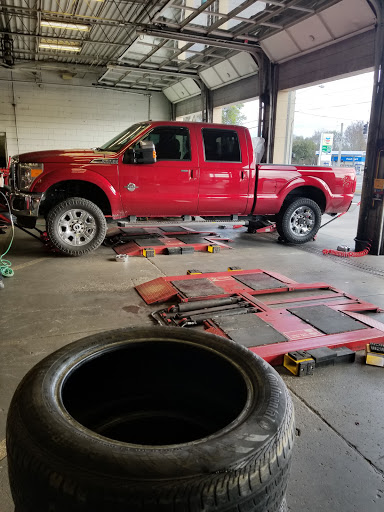 Tire Shop «Discount Tire Store - Ocala, FL», reviews and photos, 2701 SW College Rd #800, Ocala, FL 34474, USA