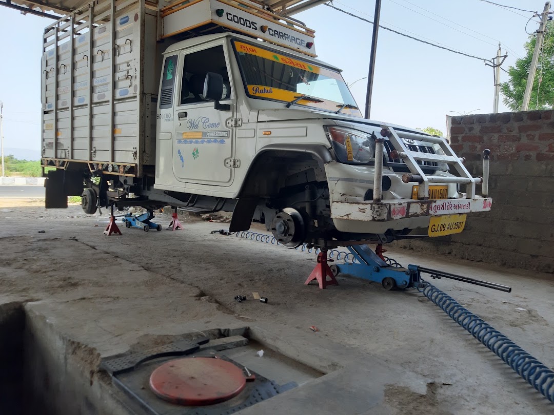 Ramdev 4D Wheel Alignment