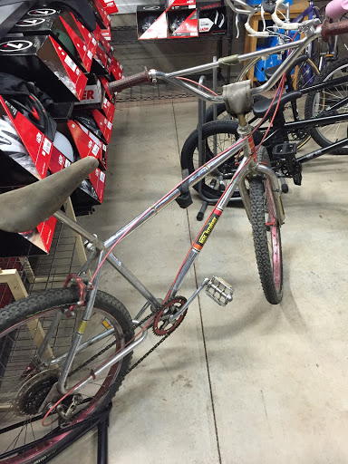 Bicycle Store «OSCyclery», reviews and photos, 1114 NE Orenco Station Pkwy, Hillsboro, OR 97124, USA