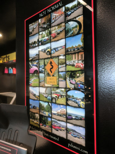 Used Car Dealer «MINI of Portland», reviews and photos, 9134 SW Canyon Rd, Portland, OR 97225, USA