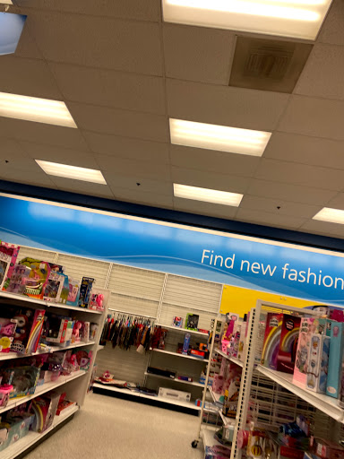 Clothing Store «Ross Dress for Less», reviews and photos, 958 W Street Rd, Warminster, PA 18974, USA