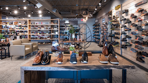 Running Store «Plaza Shoe Store Inc», reviews and photos, 2694 S Glenstone Ave, Springfield, MO 65804, USA