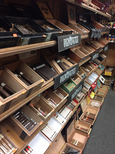 Tobacco Shop «Tobacco Store», reviews and photos, 7020 E Shelby Dr #110, Memphis, TN 38125, USA