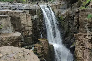 Local Guide for Mitte Waterfalls (Saptha Gundalu) , Telangana image