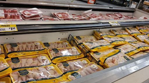 Supermarket «WinCo Foods», reviews and photos, 2060 E 20th St, Chico, CA 95928, USA