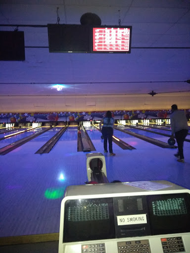 Bowling Alley «Bowl America Inc», reviews and photos, 140 S Maple Ave, Falls Church, VA 22046, USA