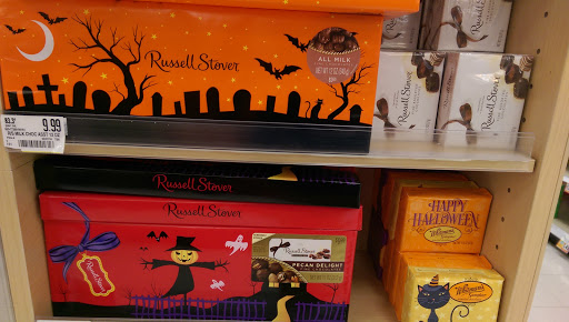 Grocery Store «Schnucks», reviews and photos, 200 N Vine St, Urbana, IL 61802, USA