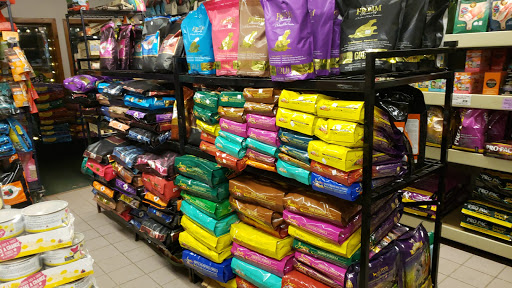 Pet Supply Store «Catamount Pet Supply», reviews and photos, 298 US-4, Rutland, VT 05701, USA