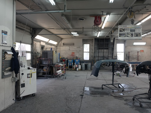 Auto Body Shop «Caliber Collision», reviews and photos, 16 Sweeley St, Alexandria, VA 22314, USA