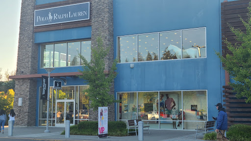 Shopping Mall «Seattle Premium Outlets», reviews and photos, 10600 Quil Ceda Blvd, Tulalip, WA 98271, USA