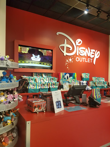 Toy Store «Disney Store», reviews and photos, 433 Opry Mills Dr, Nashville, TN 37214, USA