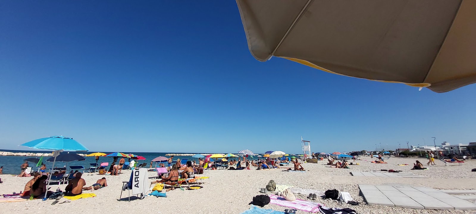 Fotografie cu Spiaggia Sassonia di Fano - locul popular printre cunoscătorii de relaxare
